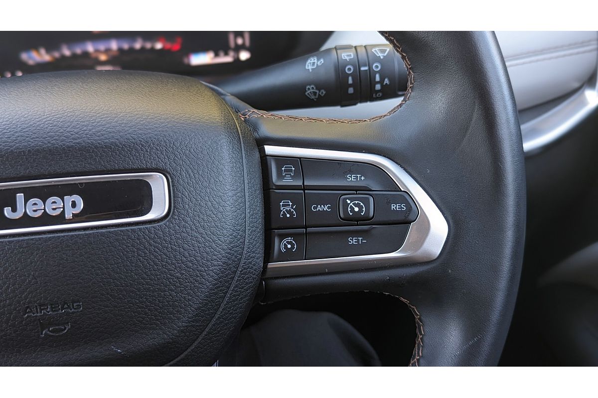 2023 Jeep Compass Limited M6