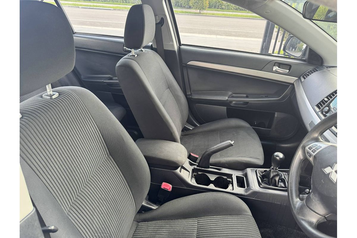 2014 Mitsubishi LANCER ES SPORT CJ MY14