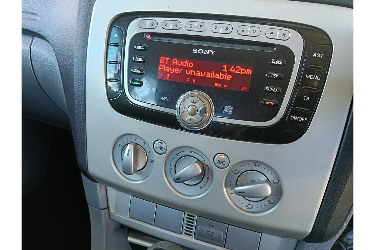 2011 Ford Focus LX LV MY11