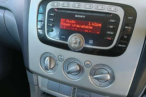 2011 Ford Focus LX LV MY11