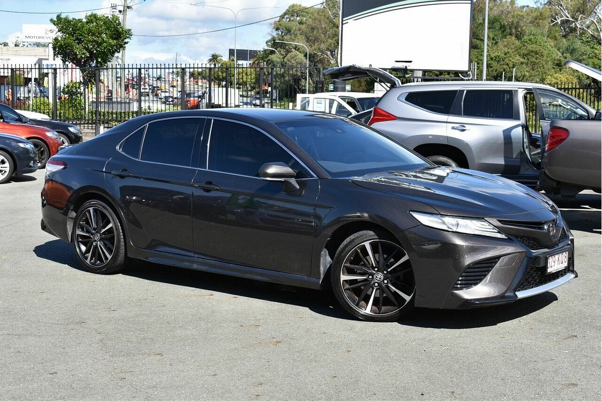 2020 Toyota Camry SX GSV70R