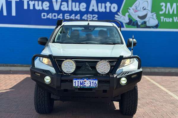 2019 Mitsubishi Triton GLX+ MR 4X4