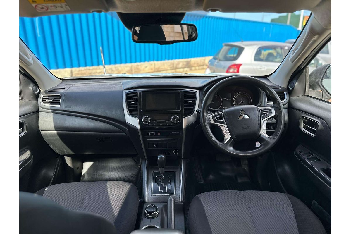 2019 Mitsubishi Triton GLX+ MR 4X4