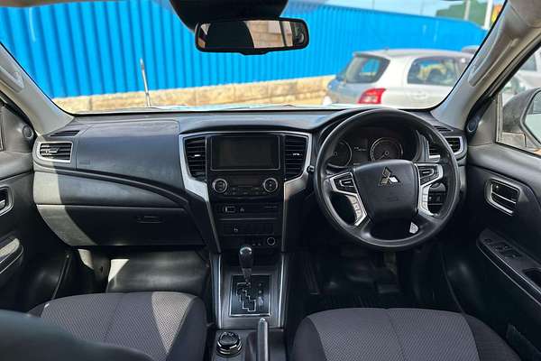 2019 Mitsubishi Triton GLX+ MR 4X4