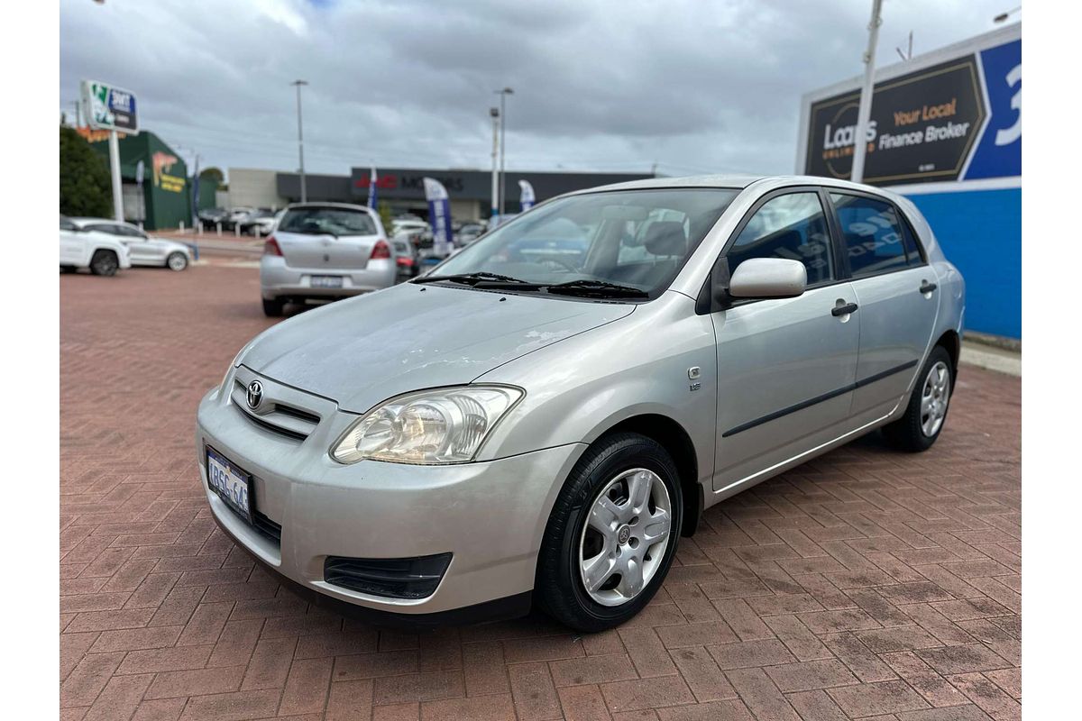 2004 Toyota Corolla Ascent ZZE122R
