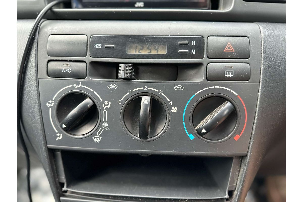 2004 Toyota Corolla Ascent ZZE122R