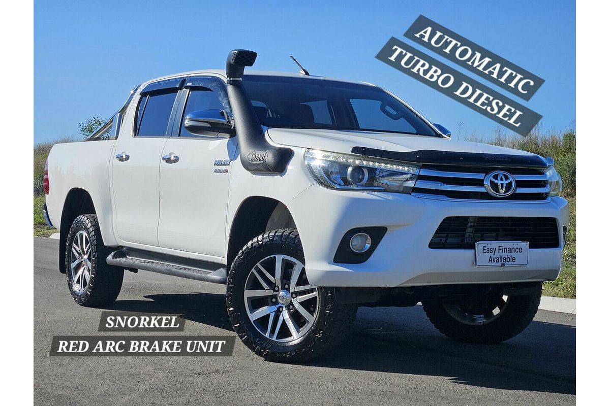 2016 Toyota Hilux SR5 (4x4) GUN126R 4X4