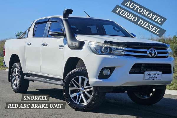 2016 Toyota Hilux SR5 (4x4) GUN126R 4X4