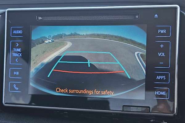 2016 Toyota Hilux SR5 (4x4) GUN126R 4X4