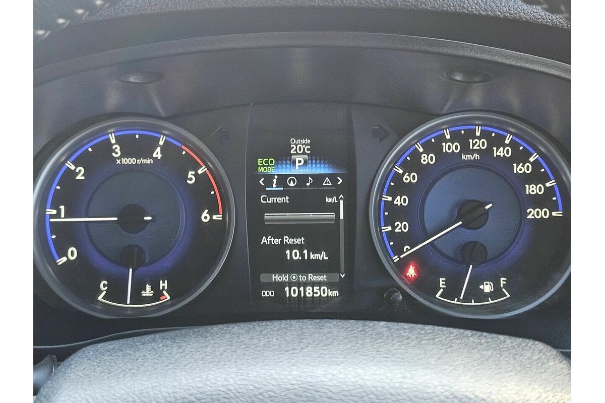 2016 Toyota Hilux SR5 (4x4) GUN126R 4X4