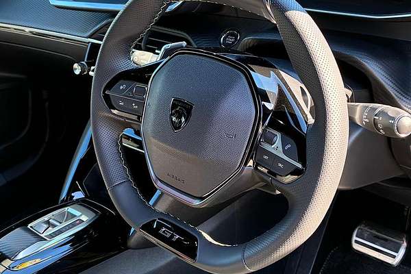 2024 Peugeot 2008 GT P24
