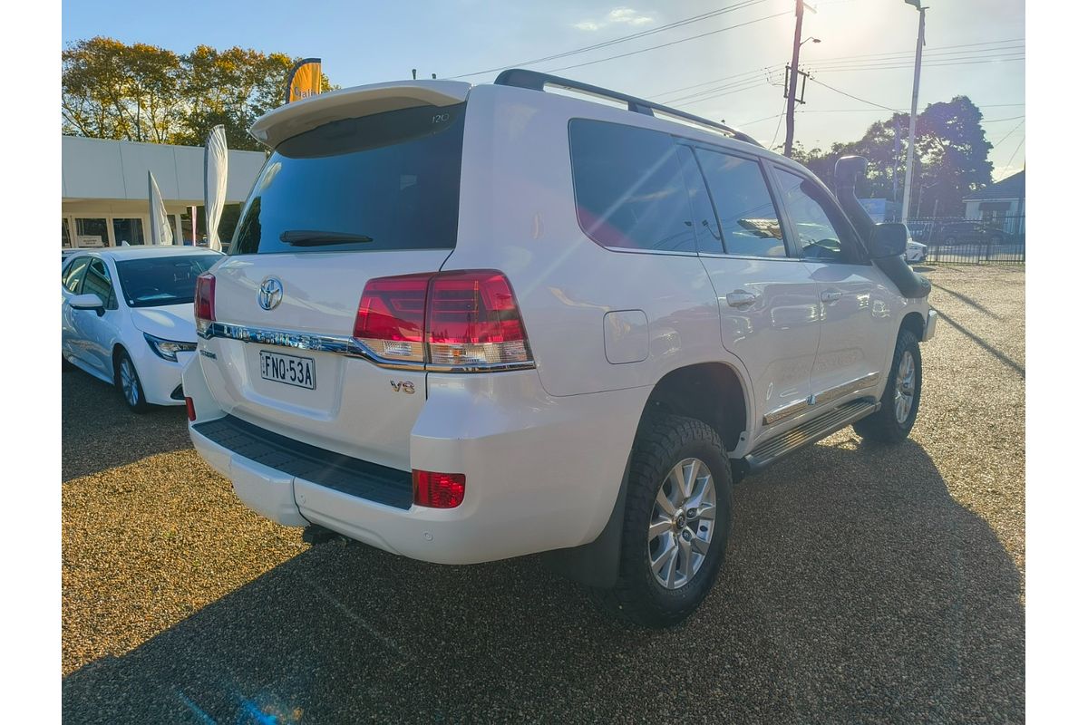 2016 Toyota Landcruiser Sahara VDJ200R