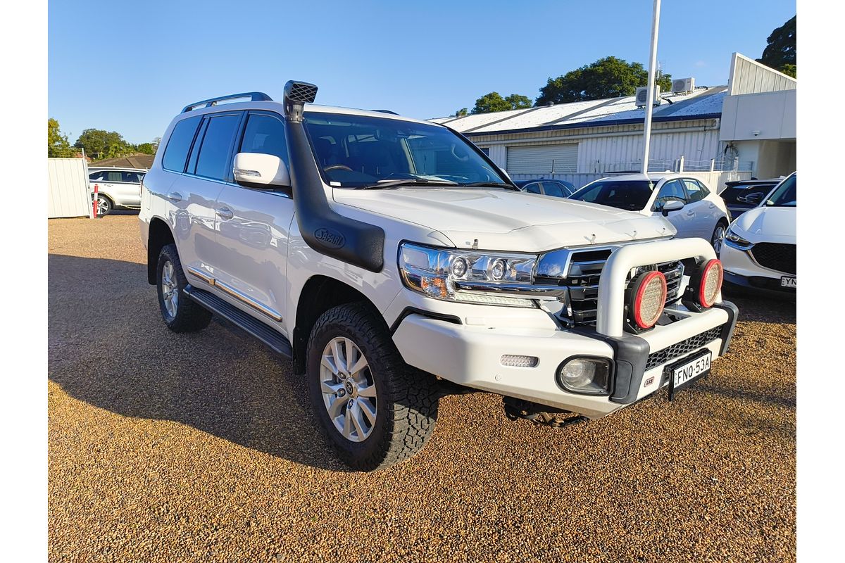 2016 Toyota Landcruiser Sahara VDJ200R
