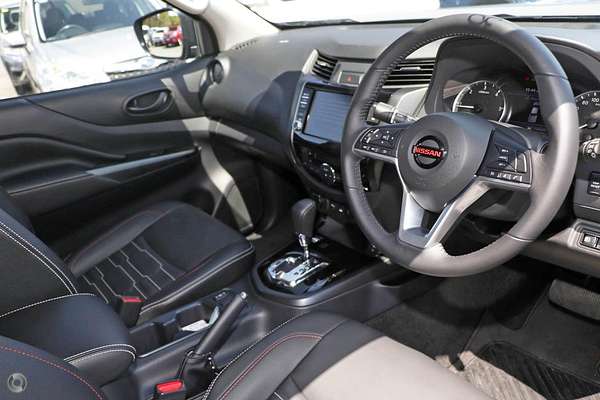 2025 Nissan Navara PRO-4X D23 4X4