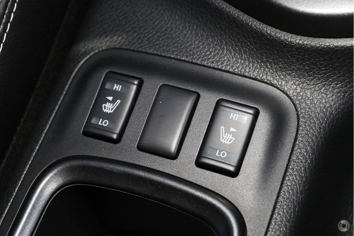 2025 Nissan Navara PRO-4X D23 4X4
