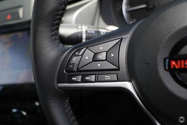 2025 Nissan Navara PRO-4X D23 4X4
