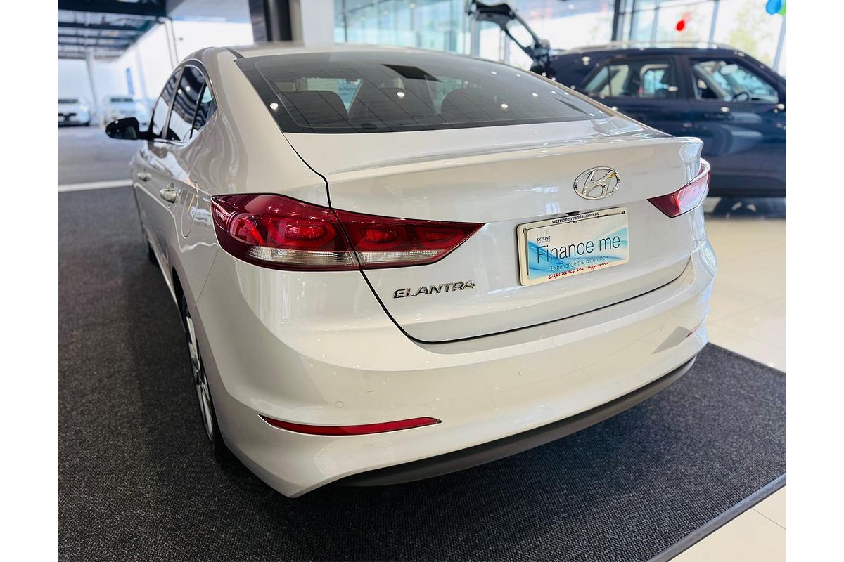 2017 Hyundai Elantra Elite AD