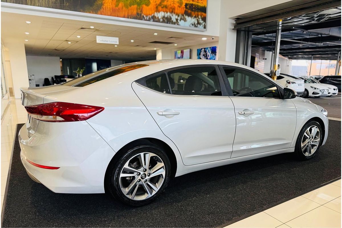 2017 Hyundai Elantra Elite AD