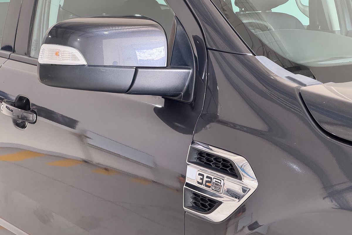 2017 Ford Everest Trend UA