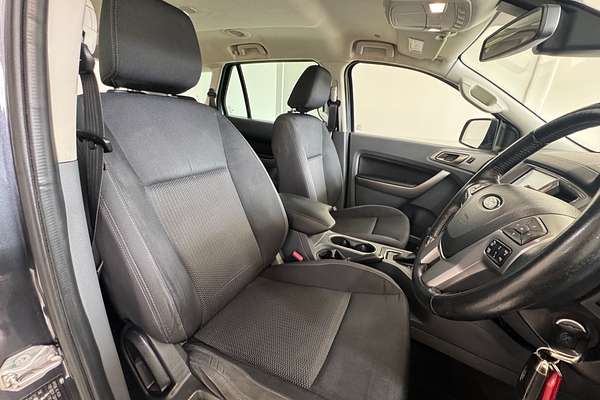 2017 Ford Everest Trend UA