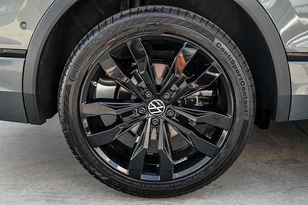 2024 Volkswagen Tiguan Wolfsburg Edition Allspace 5N