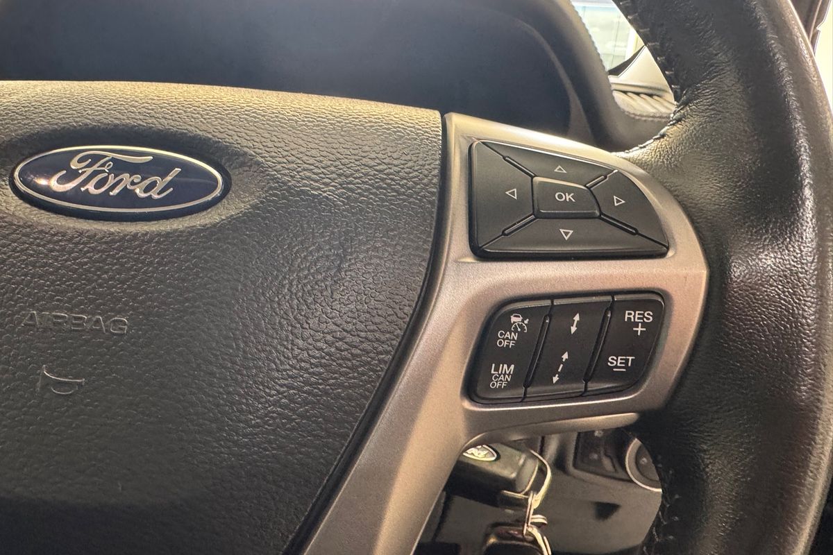 2017 Ford Everest Trend UA