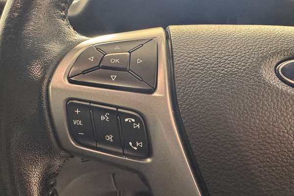 2017 Ford Everest Trend UA