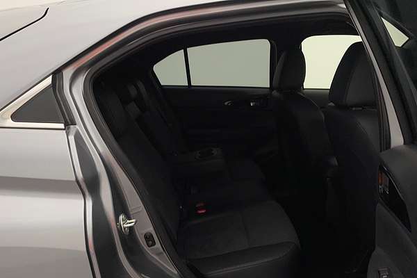 2024 Mitsubishi Eclipse Cross Black Edition YB