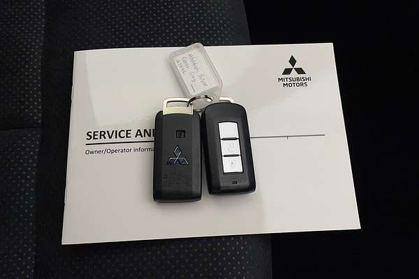 2024 Mitsubishi Eclipse Cross Black Edition YB