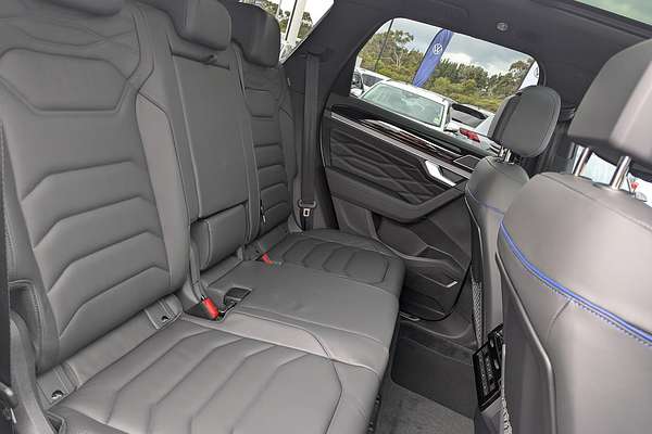 2024 Volkswagen Touareg R RC