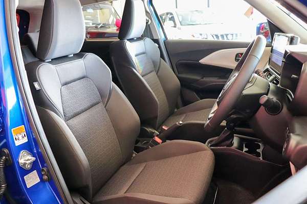 2024 Suzuki Swift Hybrid Plus UZ