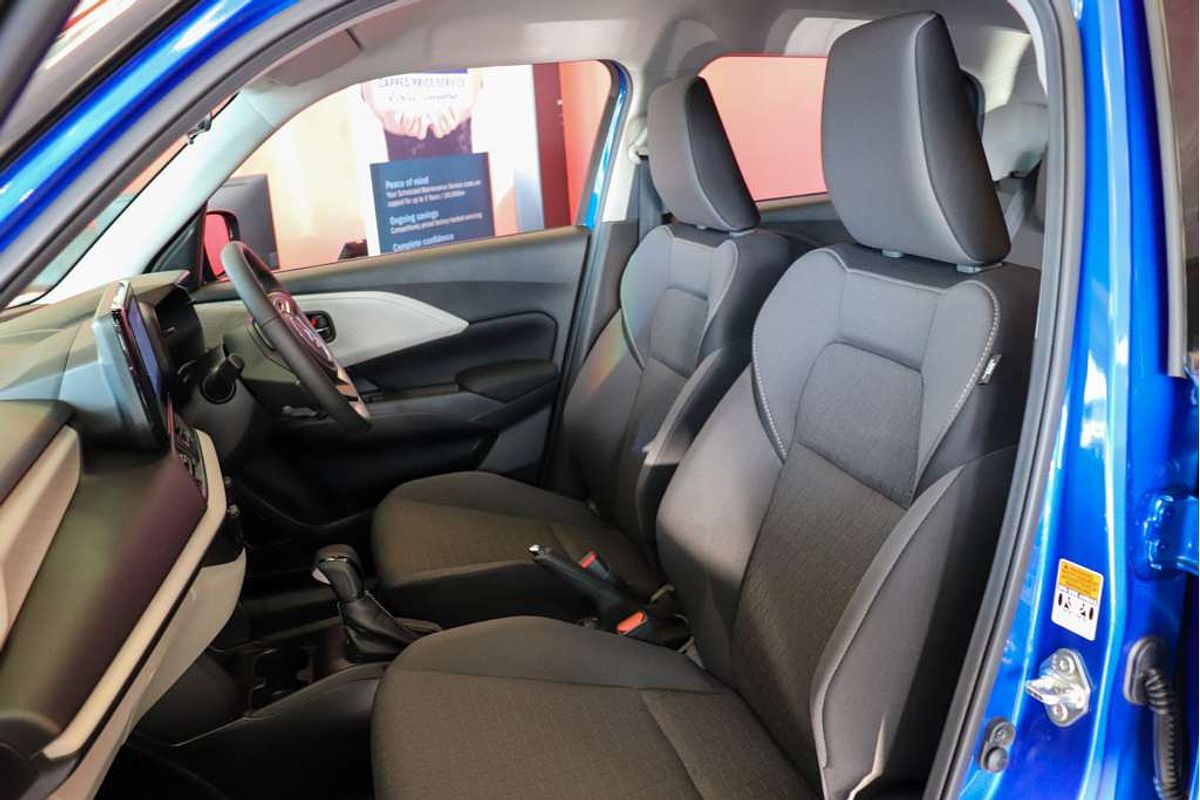 2024 Suzuki Swift Hybrid Plus UZ