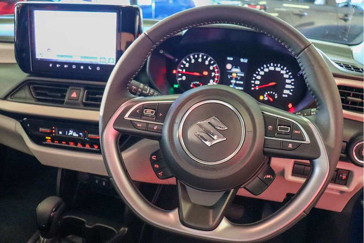 2024 Suzuki Swift Hybrid Plus UZ