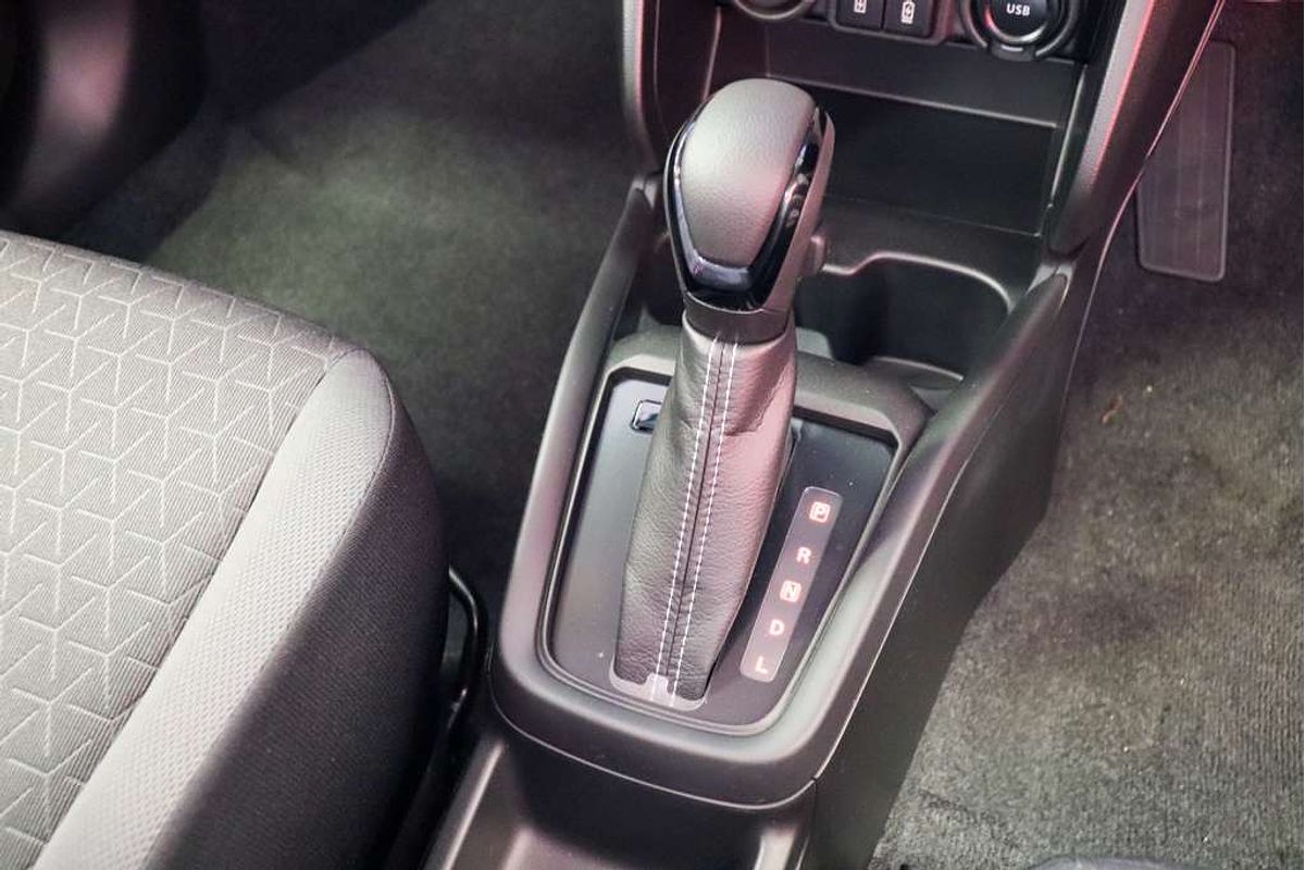 2024 Suzuki Swift Hybrid Plus UZ