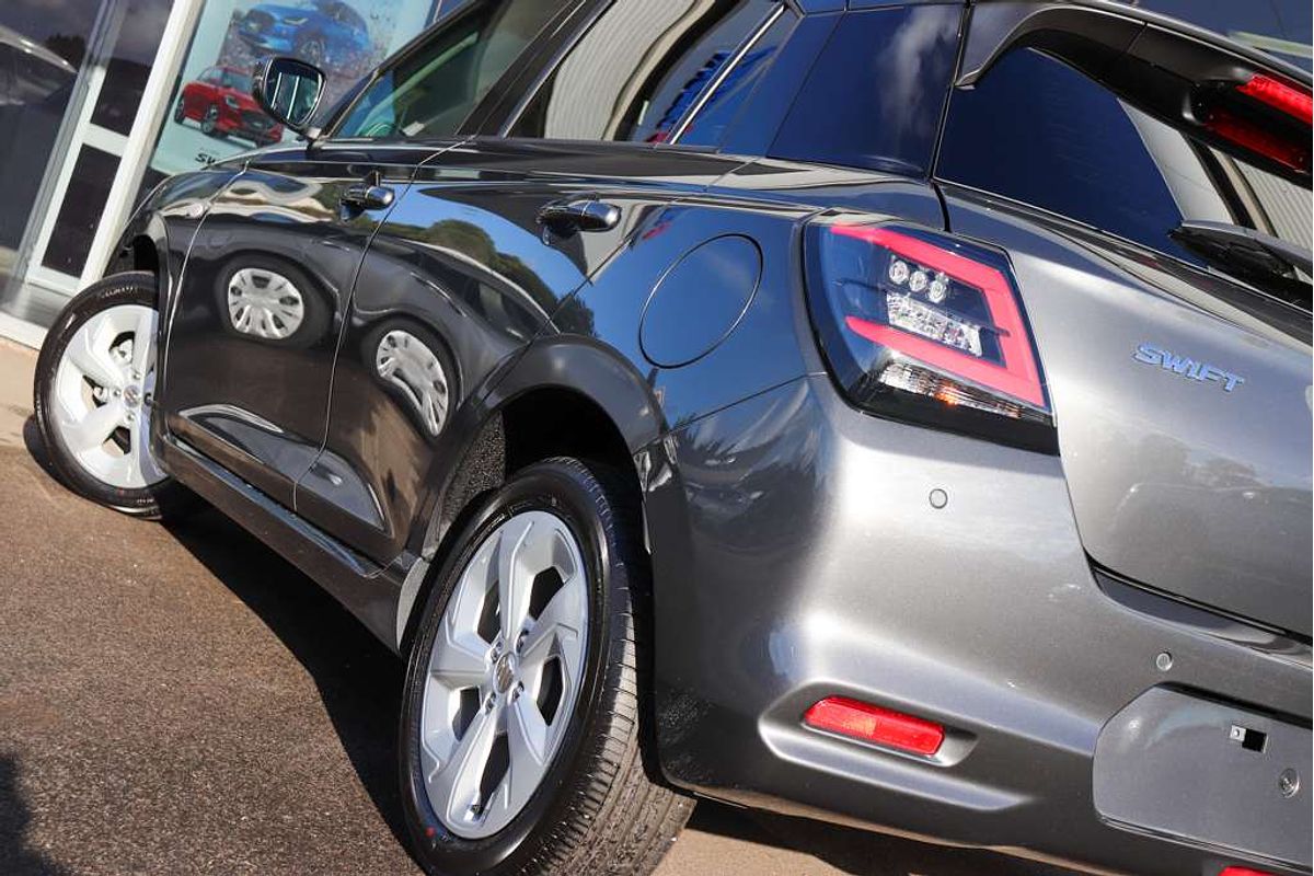 2024 Suzuki Swift Hybrid Plus UZ