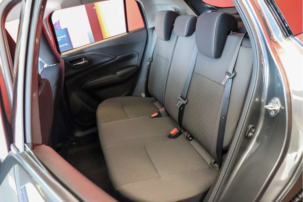 2024 Suzuki Swift Hybrid Plus UZ