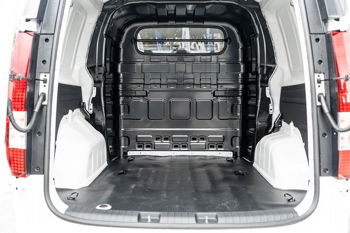 2025 Hyundai STARIA LOAD US4.V3
