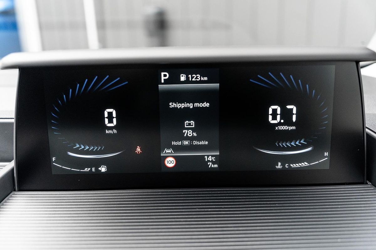2025 Hyundai STARIA LOAD US4.V3