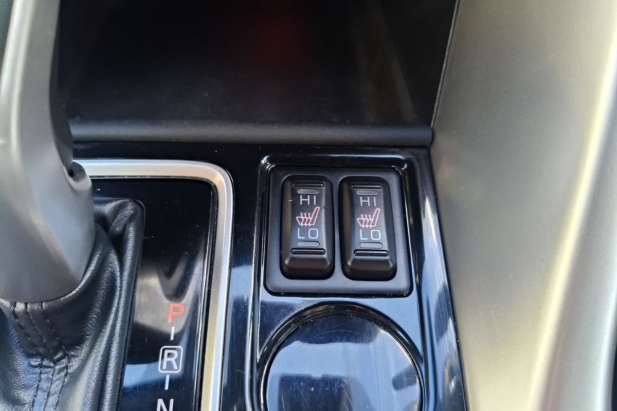 2022 Mitsubishi Eclipse Cross Exceed YB