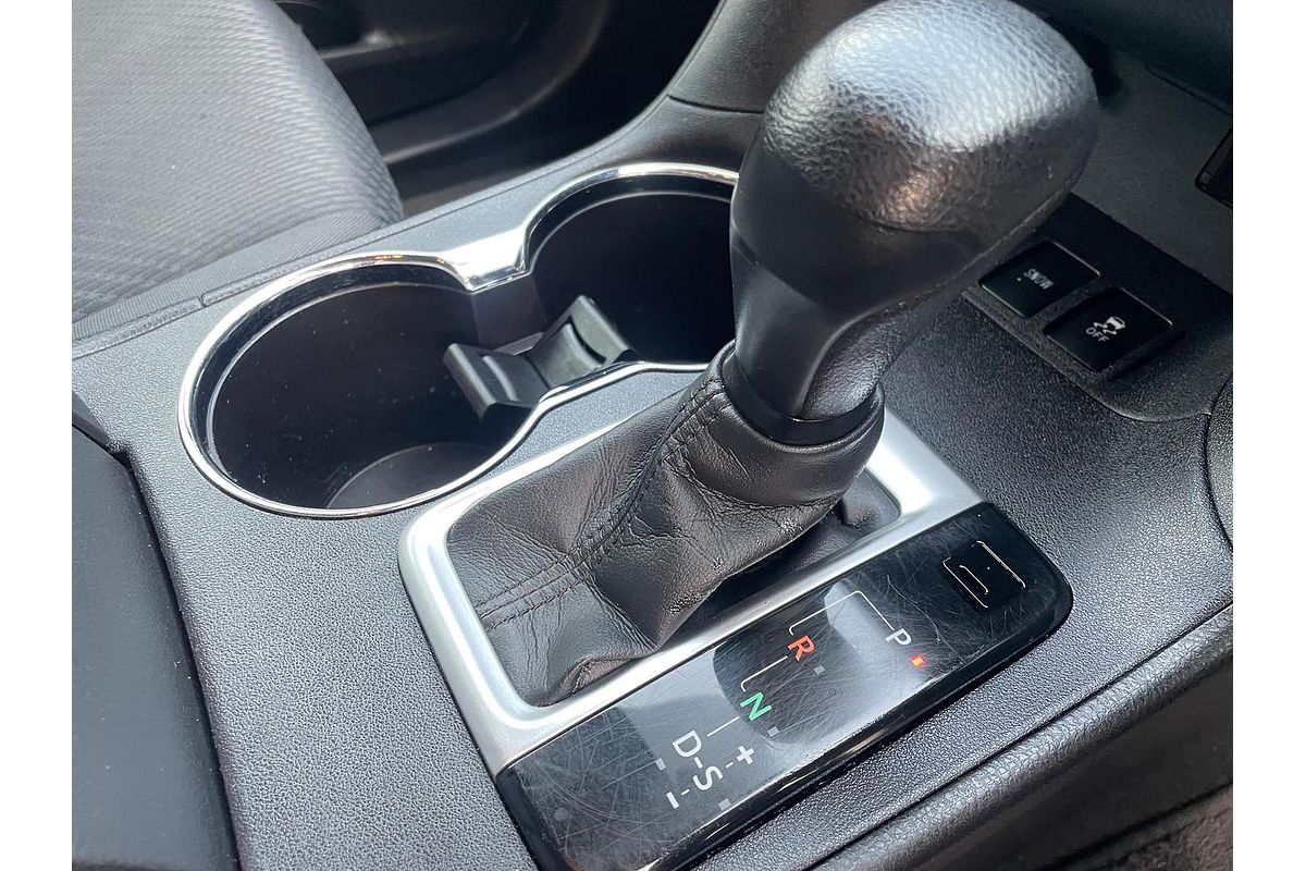 2015 Toyota Kluger GX GSU50R