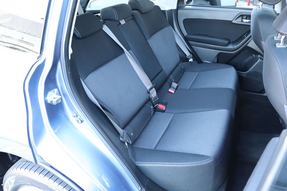 2015 Subaru Forester 2.5i-L S4