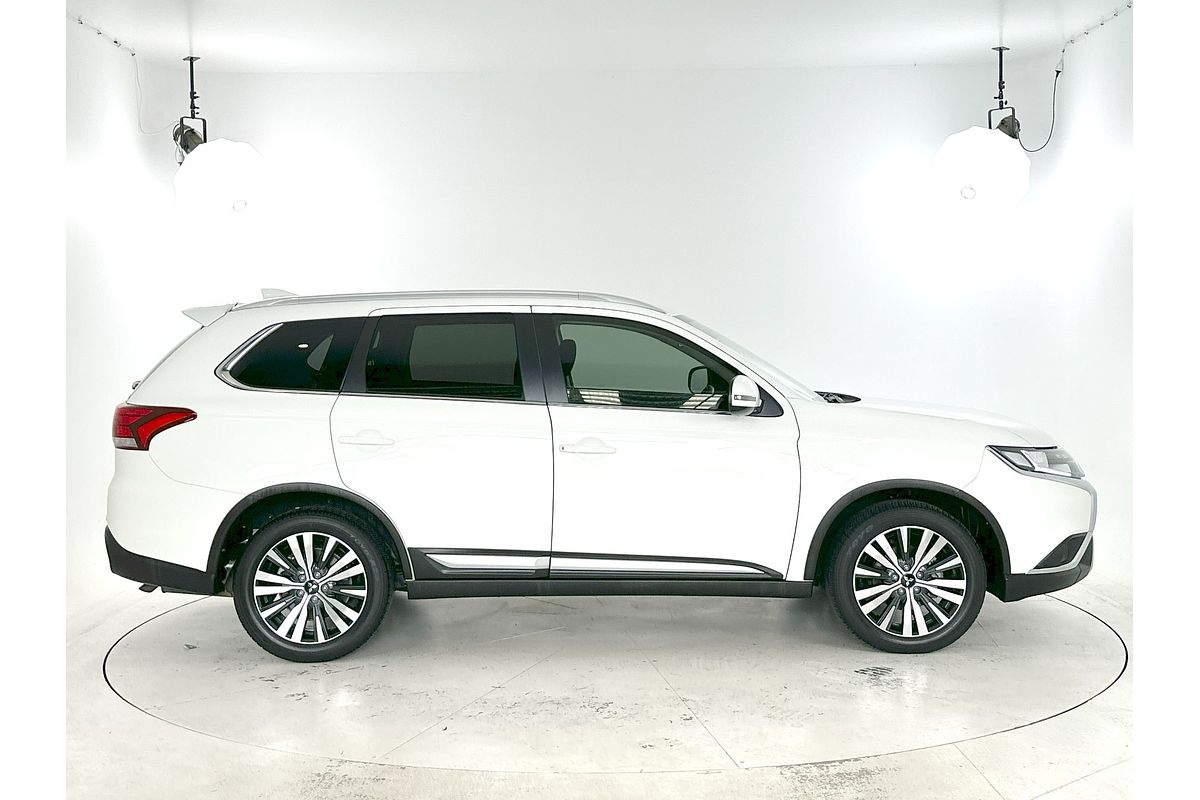 2020 Mitsubishi Outlander LS ZL