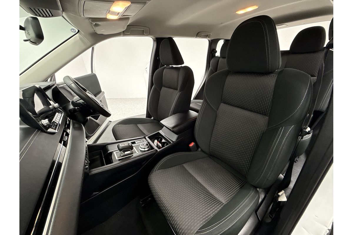 2022 Mitsubishi Outlander ES ZM