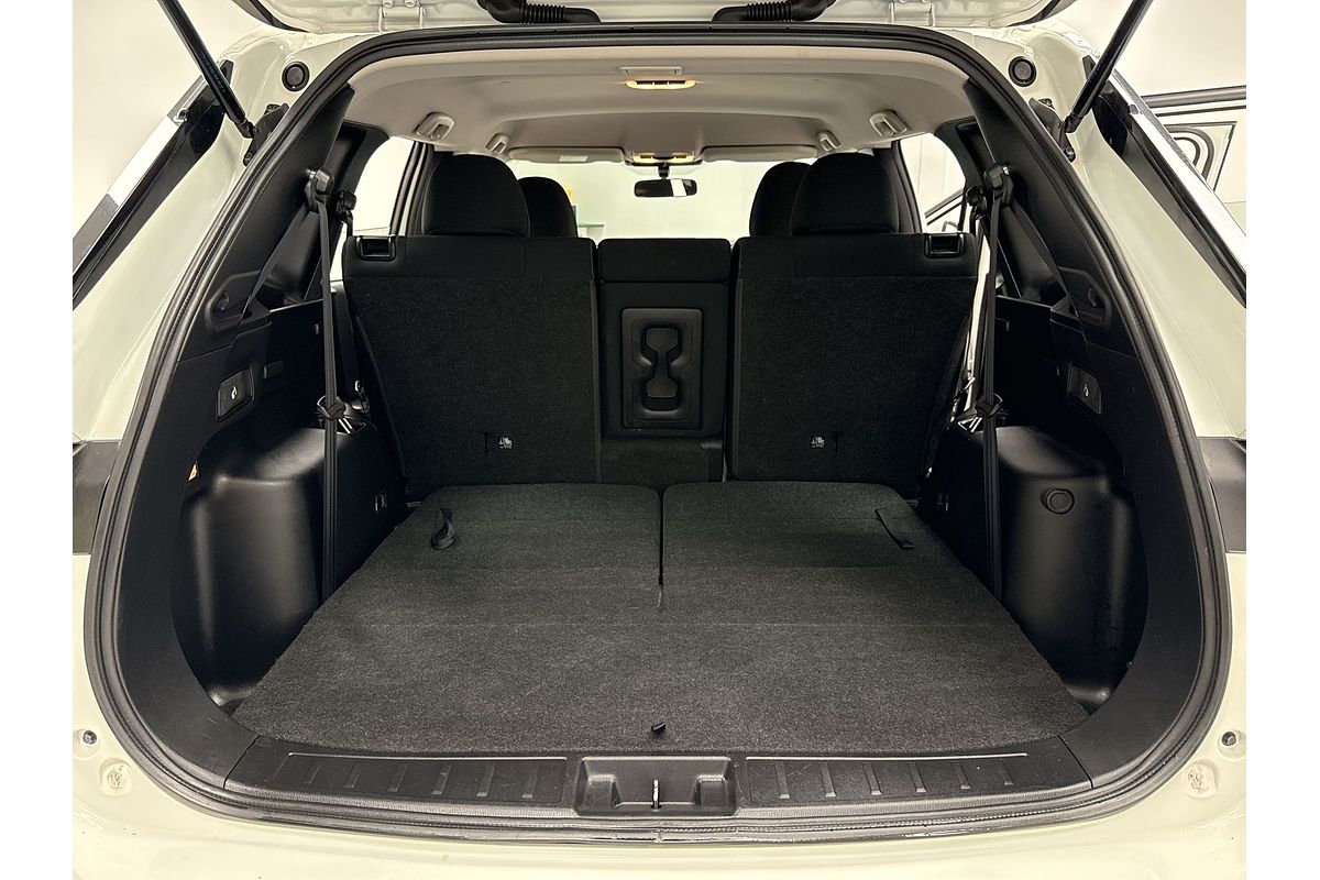 2022 Mitsubishi Outlander ES ZM