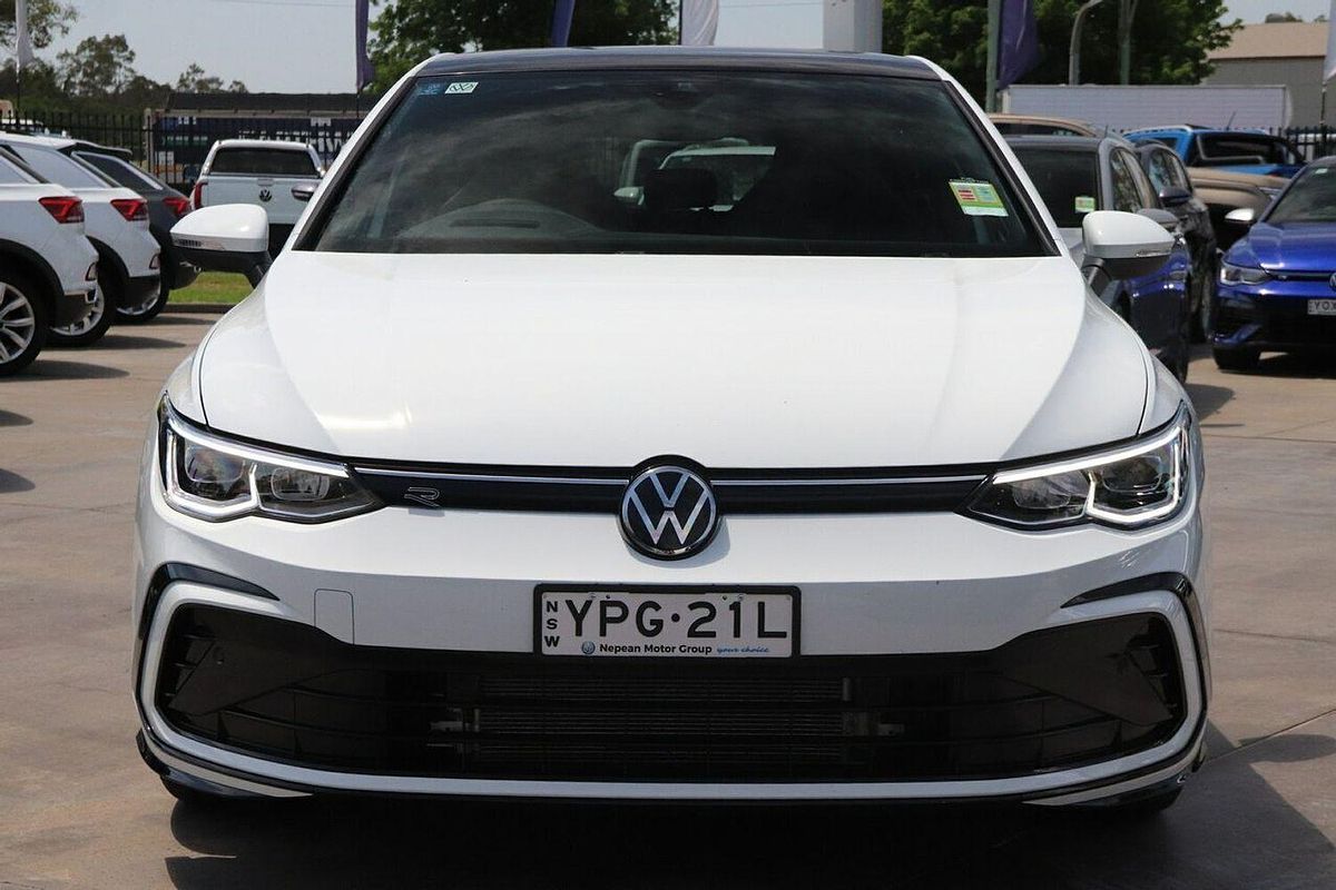 2024 Volkswagen Golf 110TSI R-Line 8