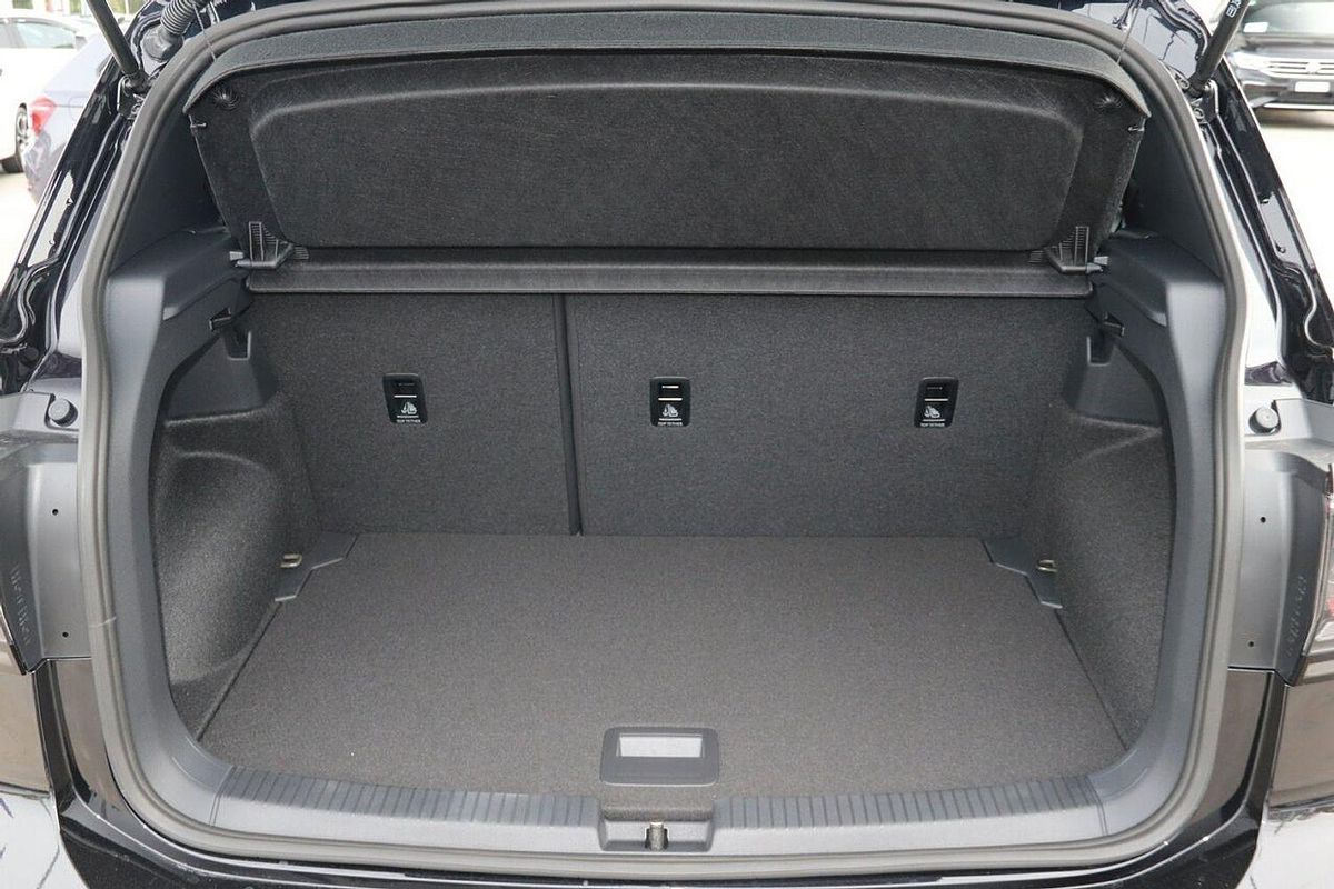 2024 Volkswagen T-Cross 85TSI R-Line D31