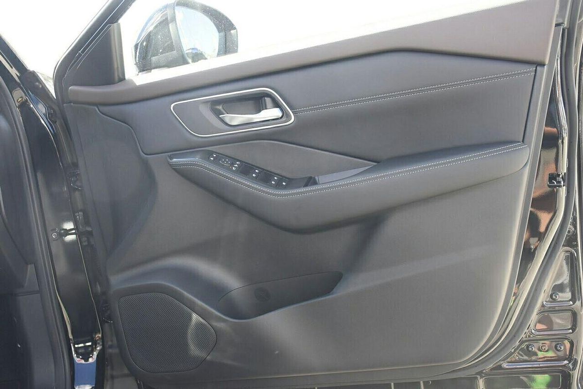 2024 Nissan X-TRAIL ST-L T33