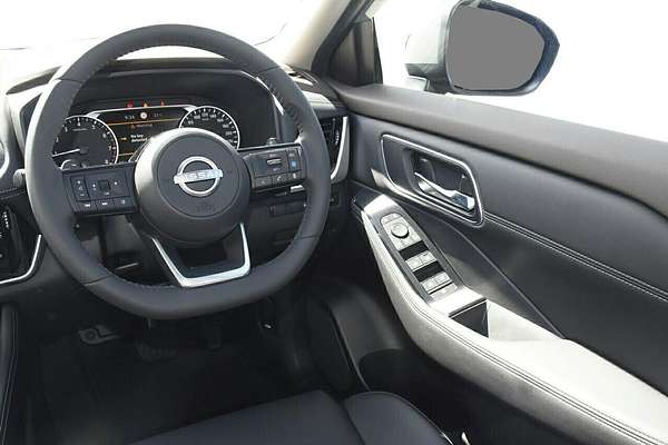 2024 Nissan X-TRAIL ST-L T33