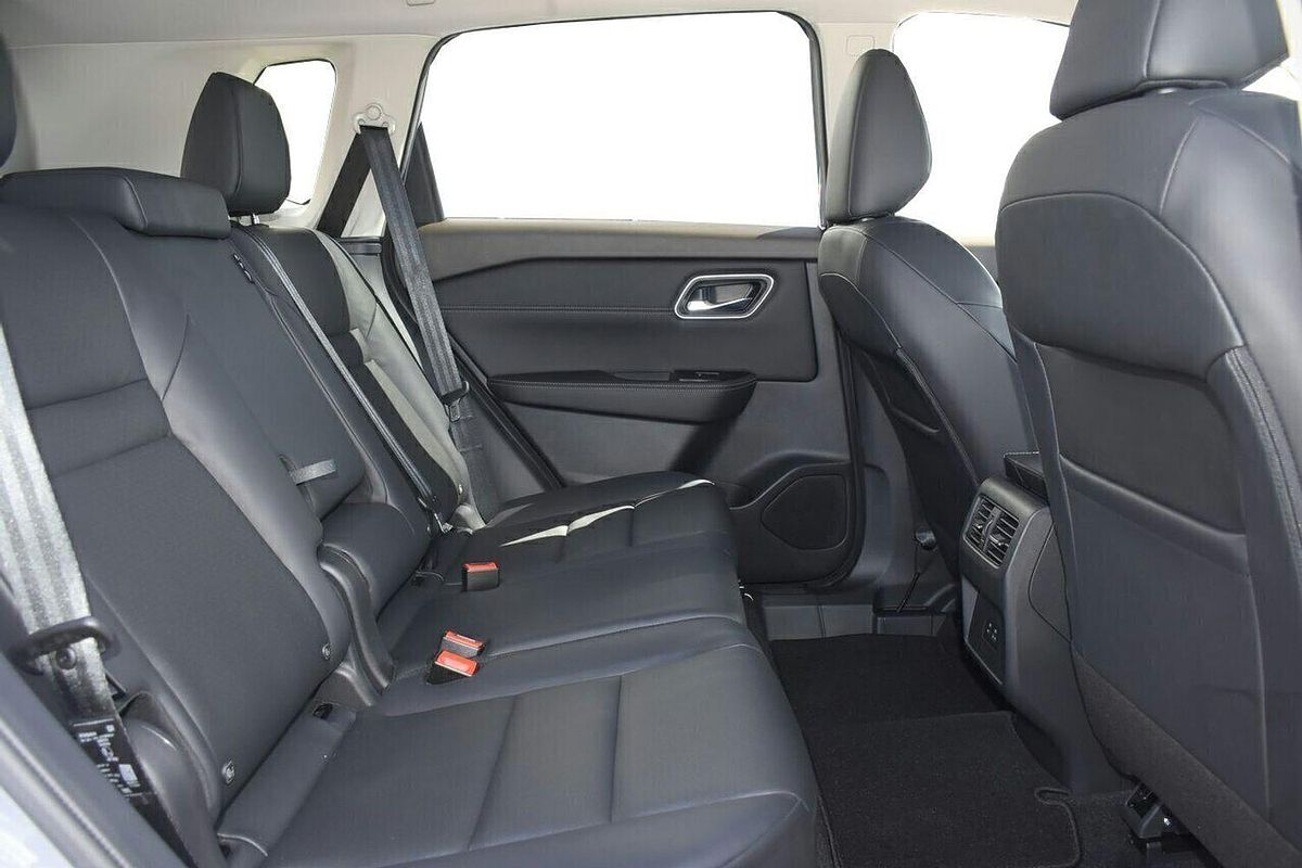 2024 Nissan X-TRAIL ST-L T33