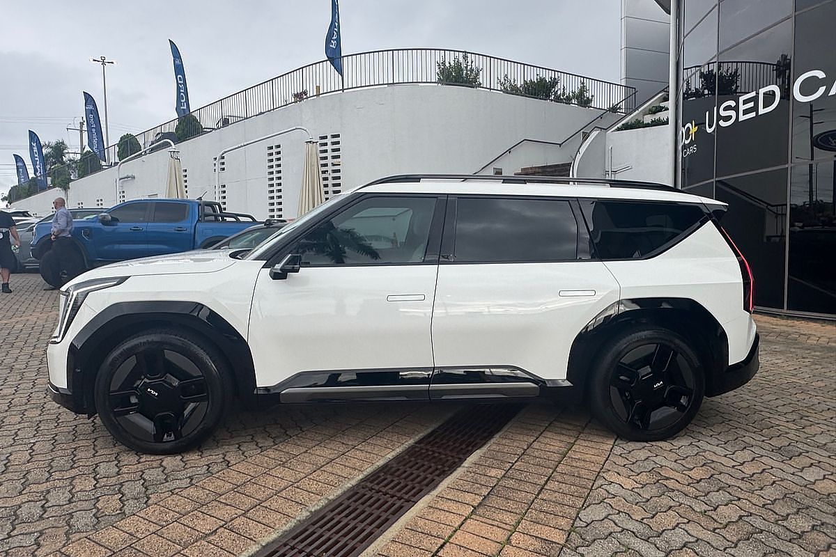 2023 Kia EV9 GT-Line MV